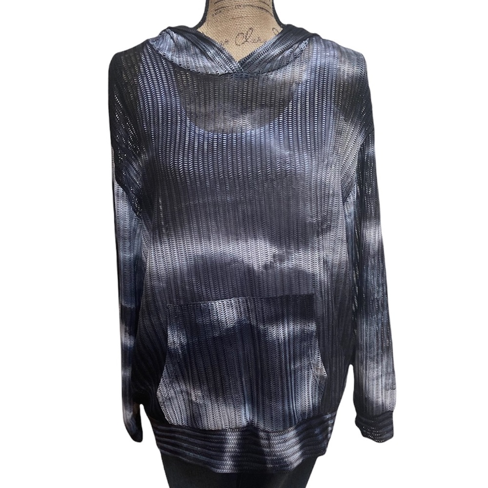 Blue buttercup black/white tie dye mesh hooded top